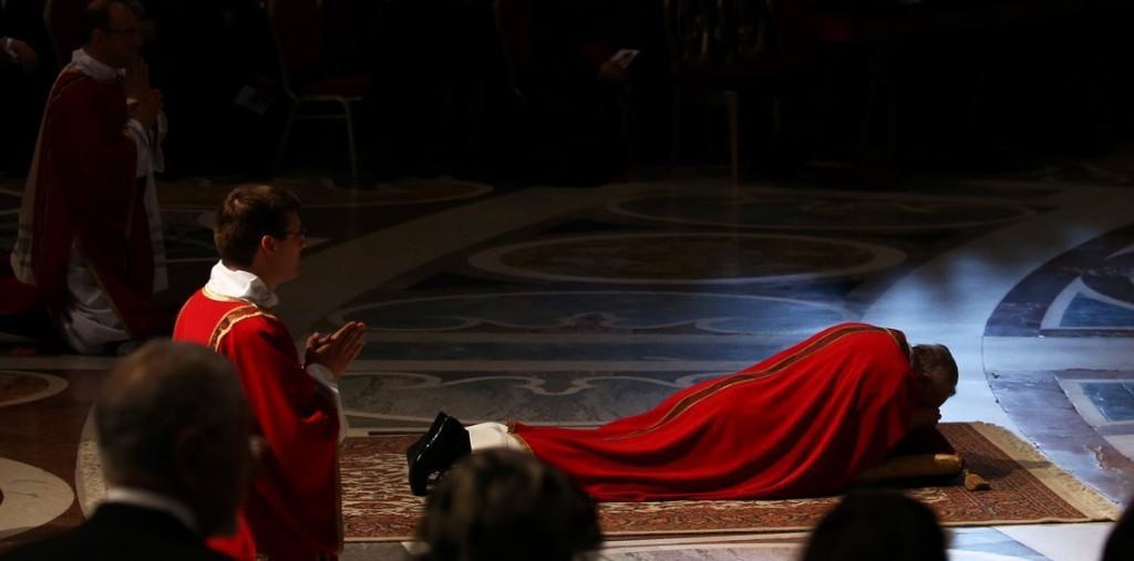 Pope Francis at prayer, Getty image